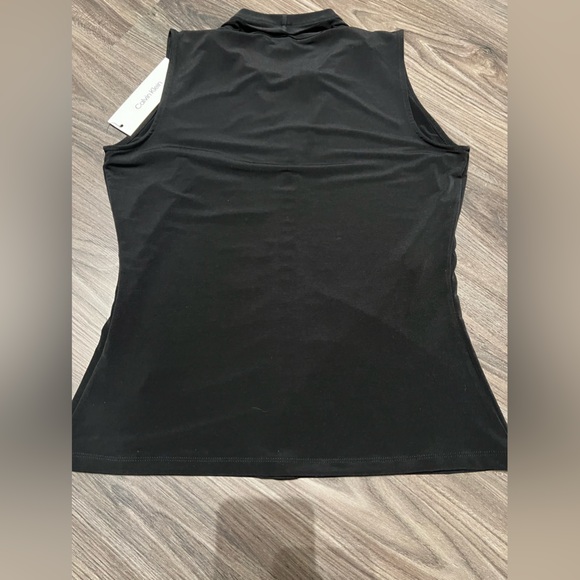 NWT Calvin Klein Matte Jersey V-Neck Shoulder Pleat Sleeveless Top - Picture 3 of 8